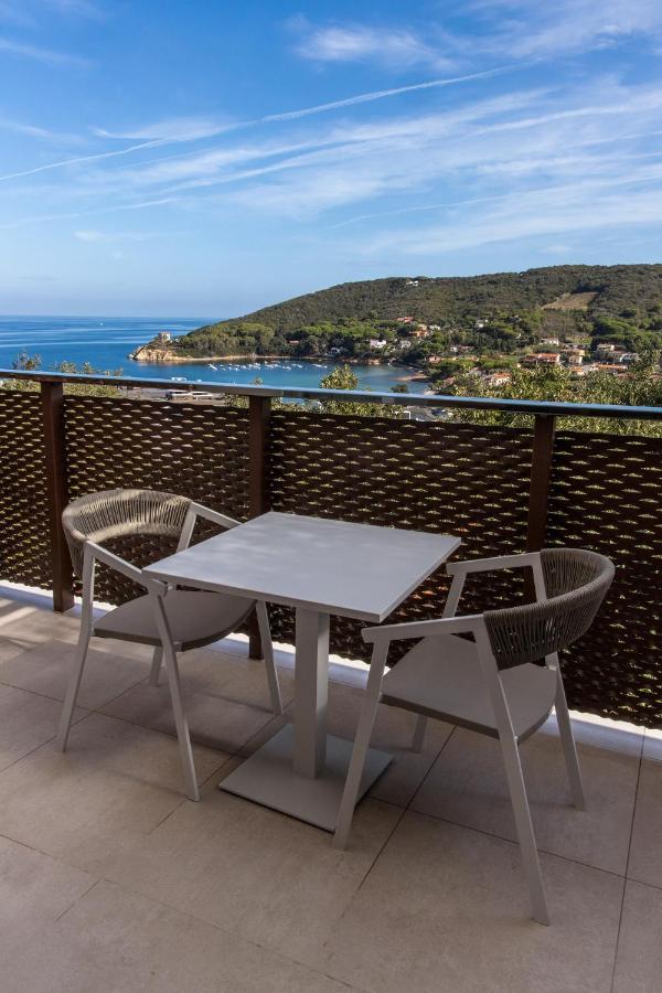 Hotel La Perla Del Golfo Procchio  Luaran gambar