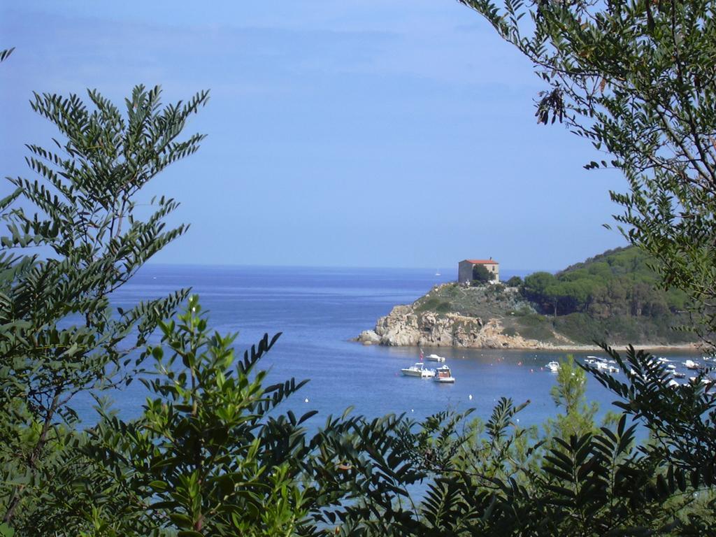 Hotel La Perla Del Golfo Procchio  Luaran gambar