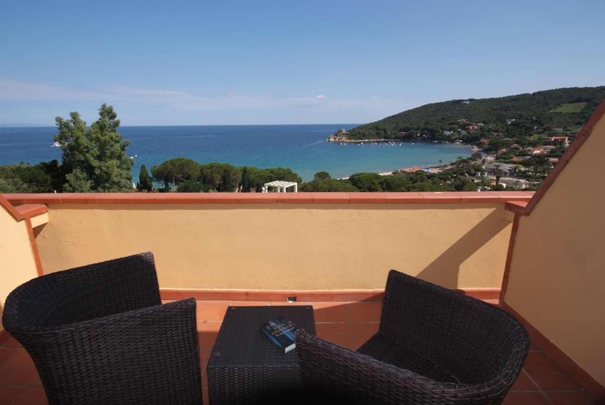 Hotel La Perla Del Golfo Procchio  Luaran gambar