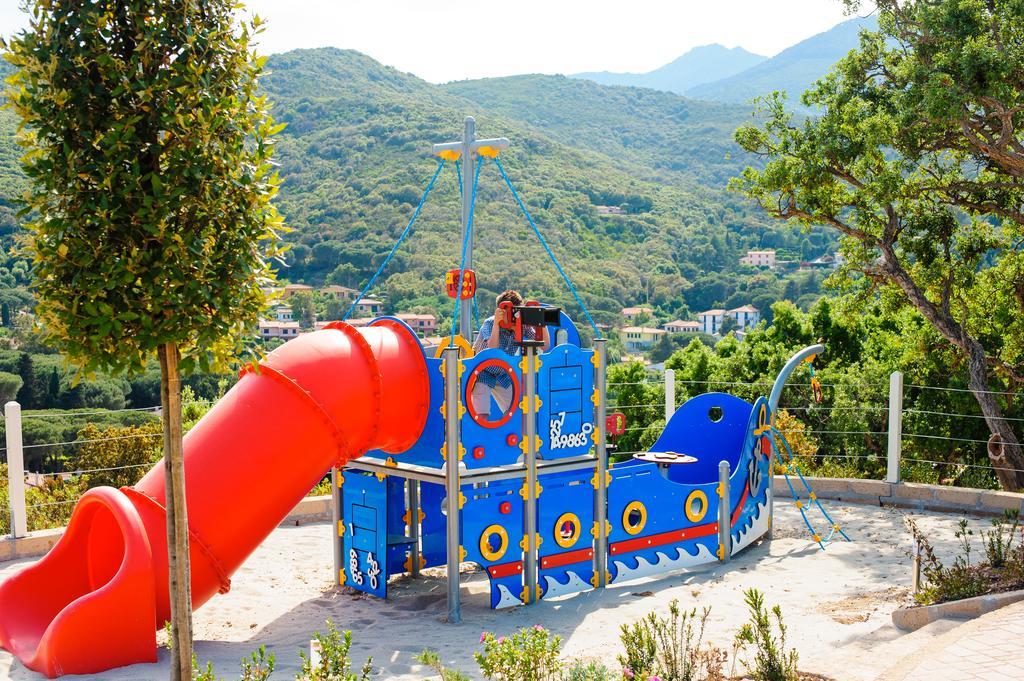 Hotel La Perla Del Golfo Procchio  Luaran gambar