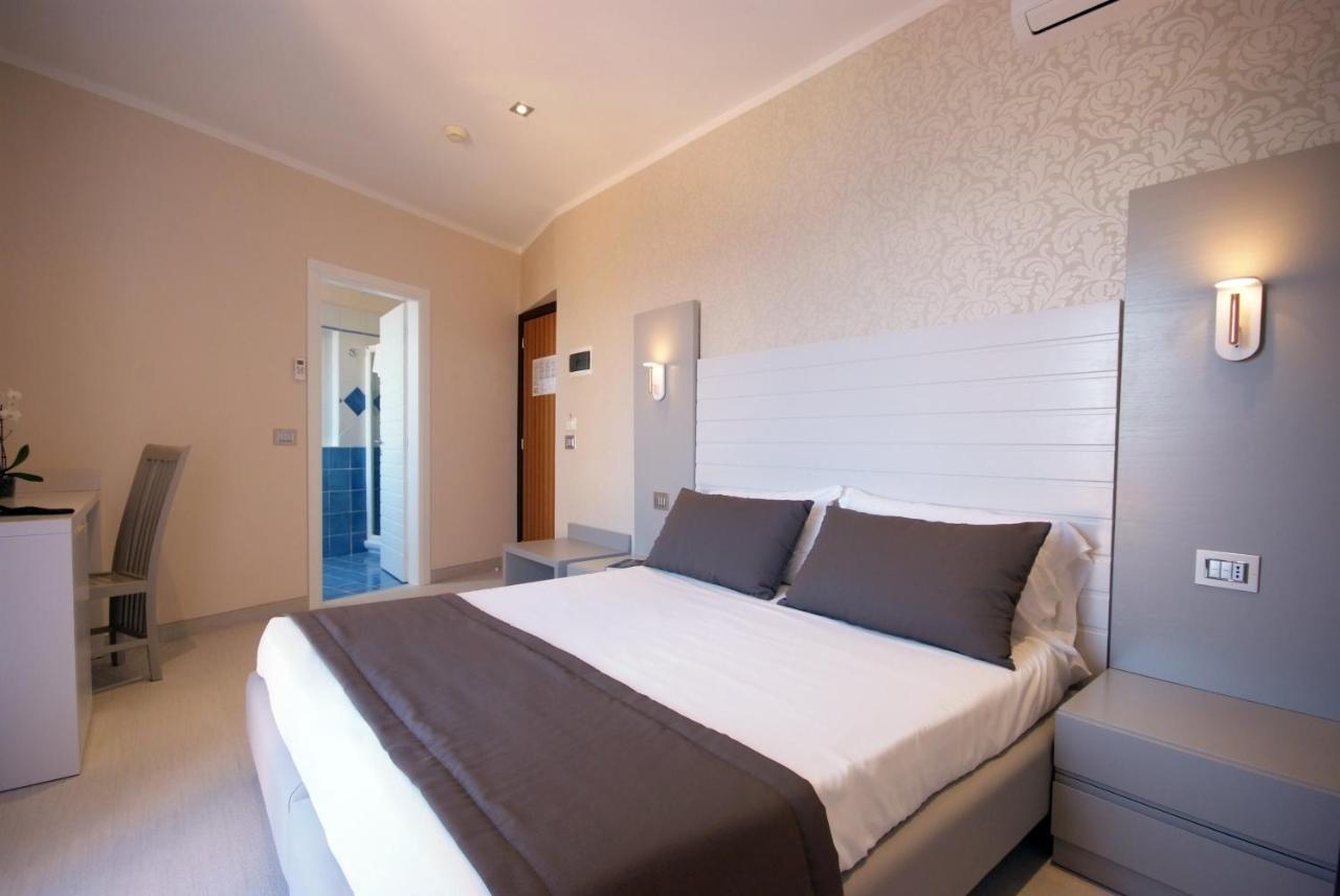Hotel La Perla Del Golfo Procchio  Luaran gambar