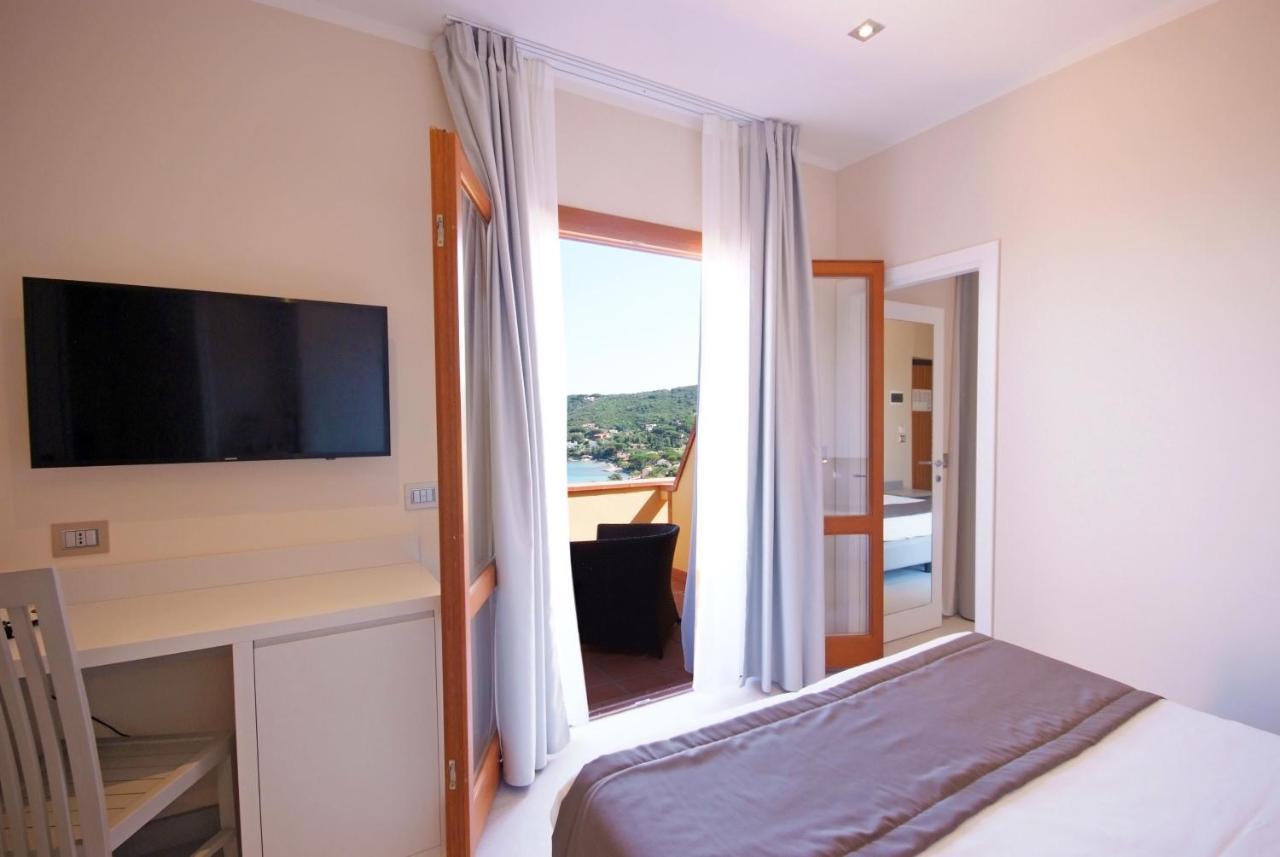 Hotel La Perla Del Golfo Procchio  Luaran gambar